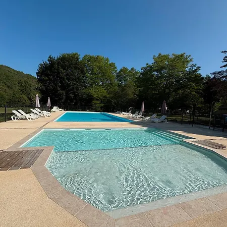 Holiday home Mobilhome Le Noyer Saint-Pompont