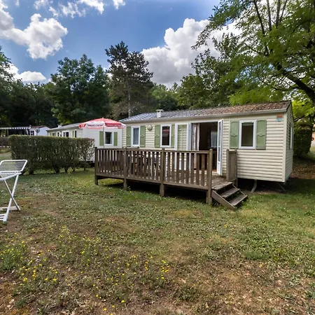 Holiday home Mobilhome Le Noyer *